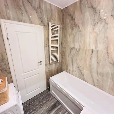 Happy - Near Arenas & Unirii - Rh Living *