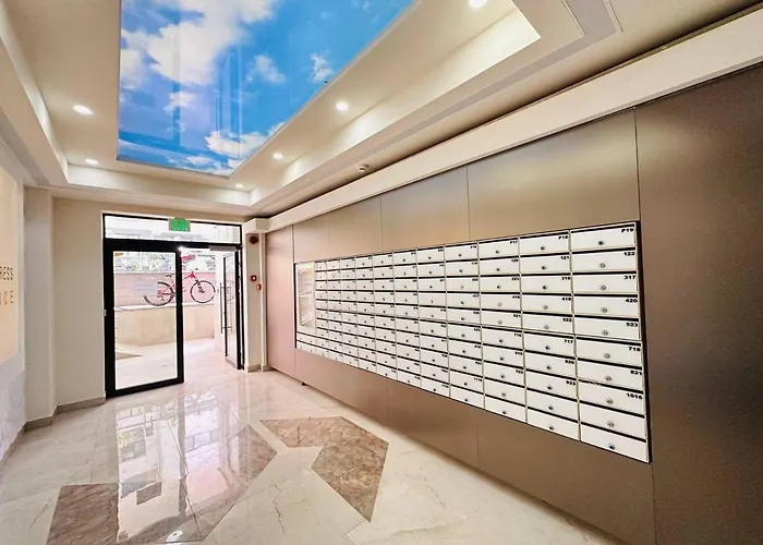 Happy By Rh * Бухарест